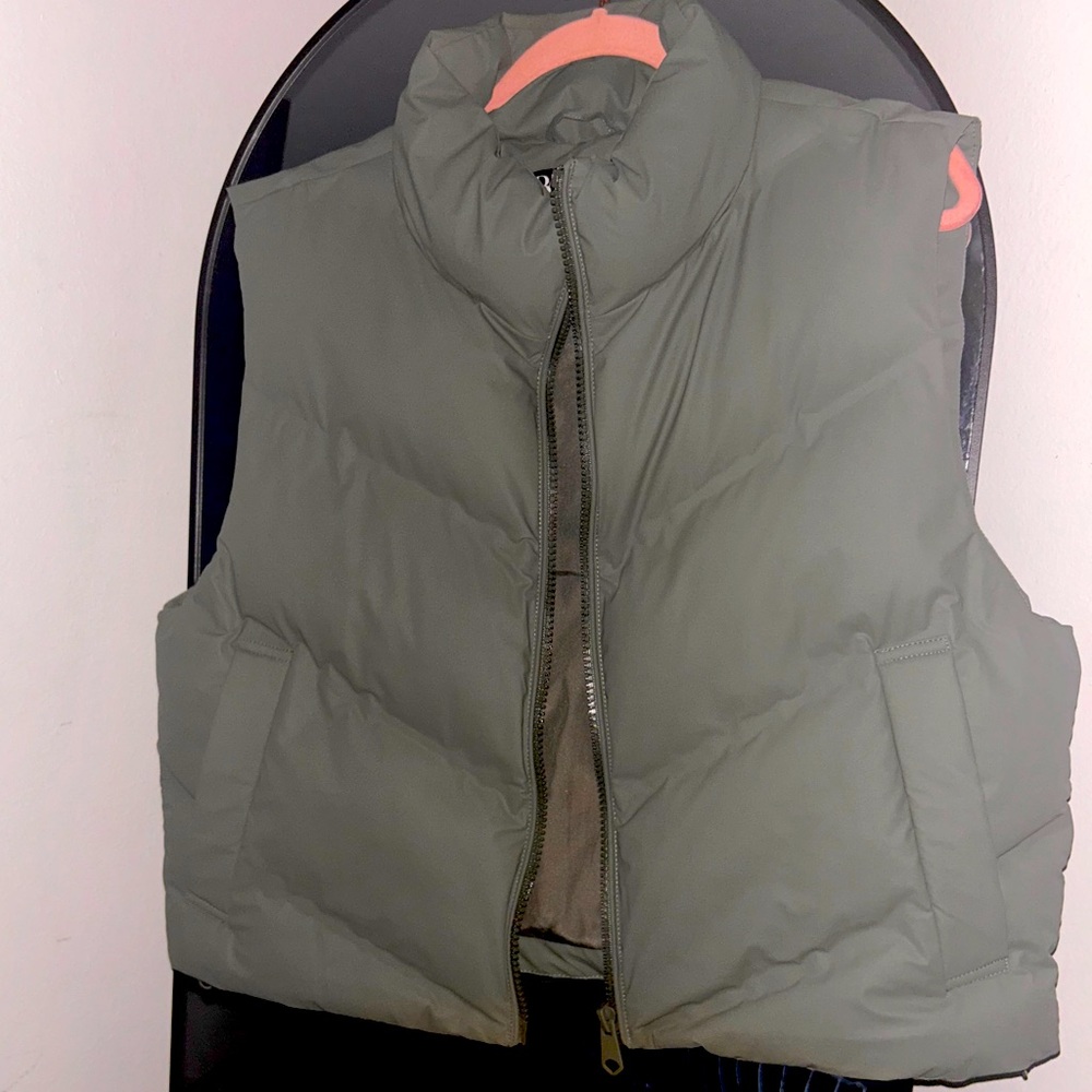 Zara Cropped Vest